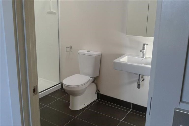 Photo of property in The Terraces, 29/9 Humber Street, Pandora, Napier, 4110