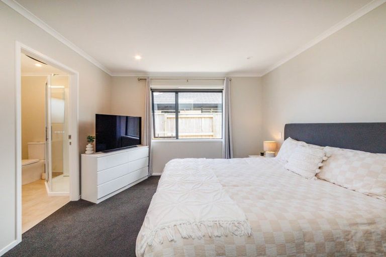 Photo of property in 2 Pearl Grove, Ashhurst, 4810