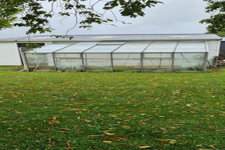 Photo of property in 107 Apollo Parade, Milson, Palmerston North, 4414