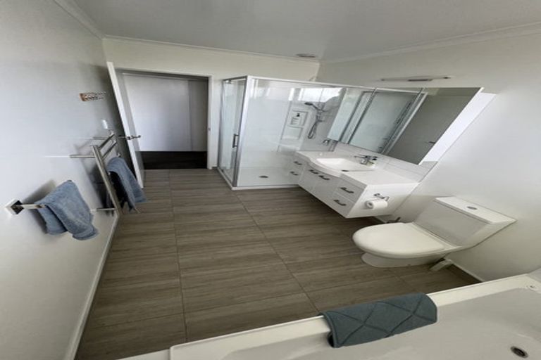 Photo of property in 12 Glen Wallace Road, Waipu, 0510