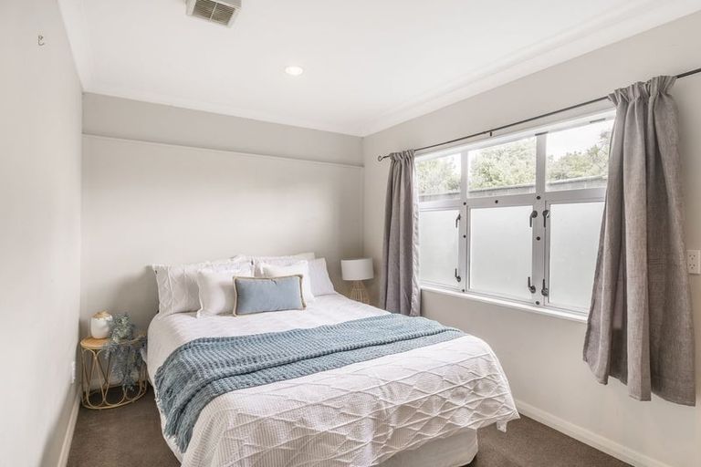 Photo of property in 84 Amohia Street, Paraparaumu, 5032