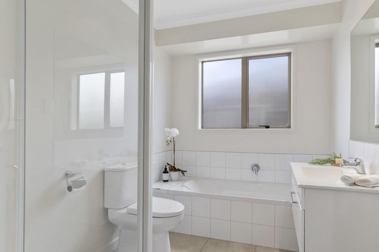 Photo of property in 17 North Bay Road, Pyes Pa, Tauranga, 3112