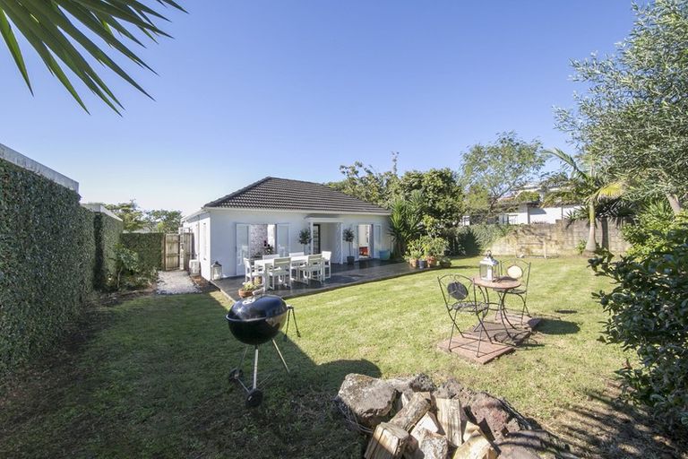 Photo of property in 1/9 Hastie Avenue, Mangere Bridge, Auckland, 2022