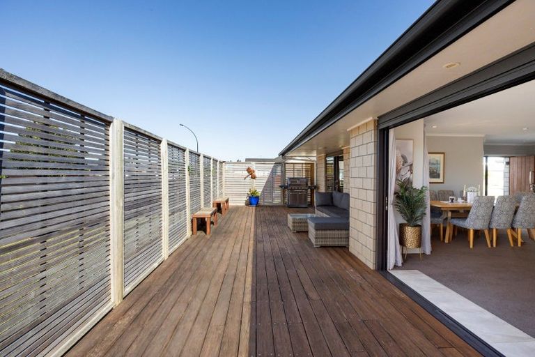 Photo of property in 2 Teatree Close, Huntington, Hamilton, 3210