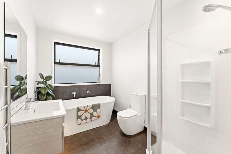 Photo of property in 1 Chrysler Street, Papamoa, 3118