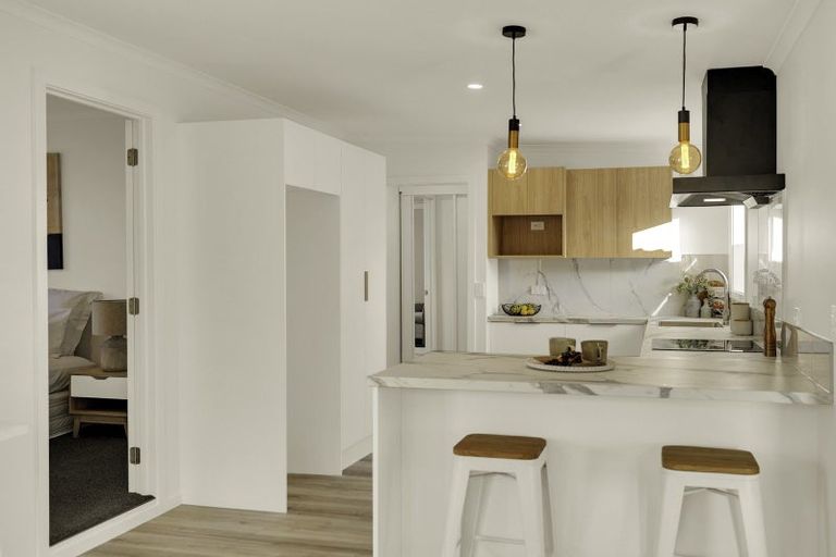 Photo of property in 15 Roberts Road, Hei Hei, Christchurch, 8042