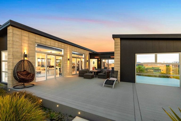 Photo of property in 65 The Esplanade, Pegasus, 7612