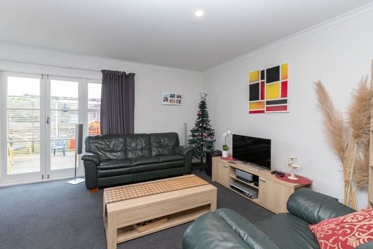 Photo of property in 83 Heath Street, St Andrews, Hamilton, 3200