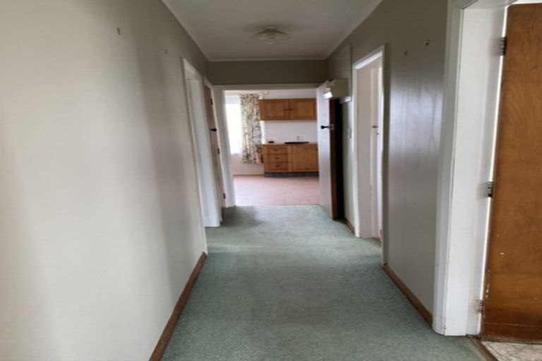 Photo of property in 5 Derby Street, Eltham, 4322