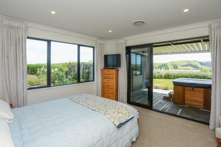 Photo of property in 44 Kopaki Bay Road, Puketapu, Napier, 4182