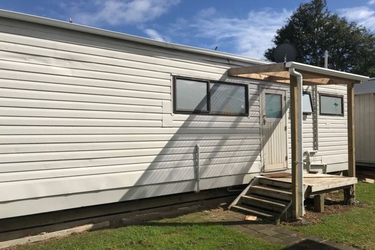 Photo of property in 9 Stewart Place, Otara, Auckland, 2023