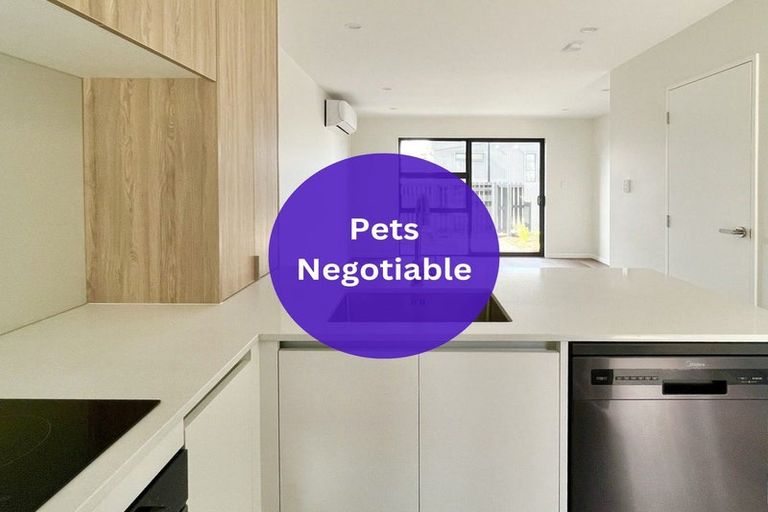 Photo of property in 11/474 West Coast Road, Glen Eden, Auckland, 0602