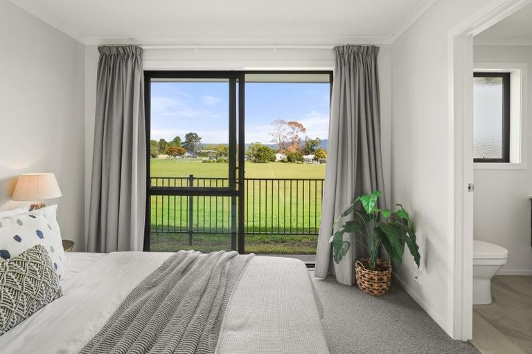 Photo of property in 26 Richardson Road, Omokoroa, 3114