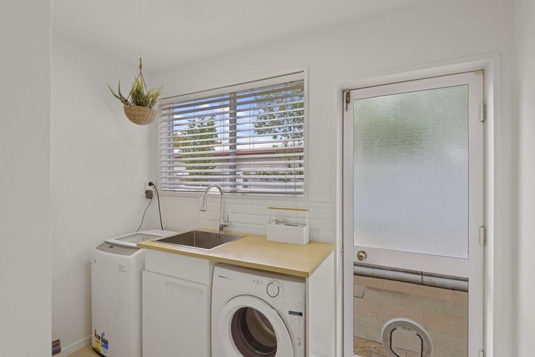 Photo of property in 30 Sabys Road, Halswell, Christchurch, 8025