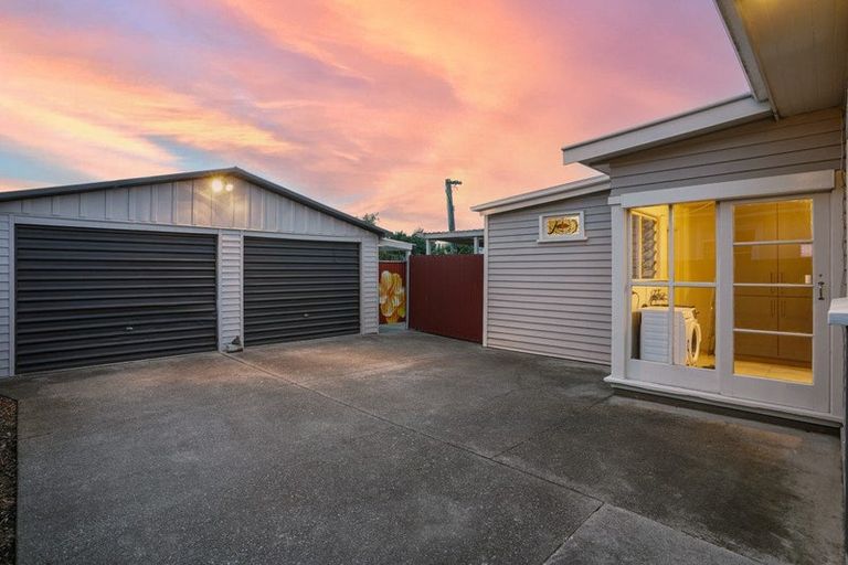Photo of property in 18 Tilford Street, Woolston, Christchurch, 8062