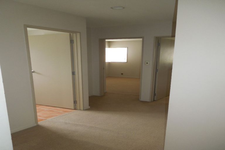 Photo of property in 11/103 Swanson Road, Henderson, Auckland, 0610