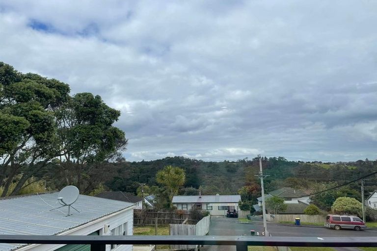 Photo of property in 39 Park Road, Glenfield, Auckland, 0629