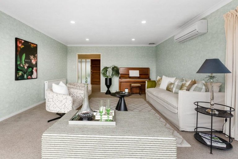 Photo of property in 29 Tauroa Road, Havelock North, 4130