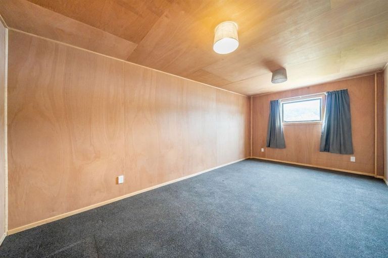 Photo of property in 83 Parkway, Wainuiomata, Lower Hutt, 5014