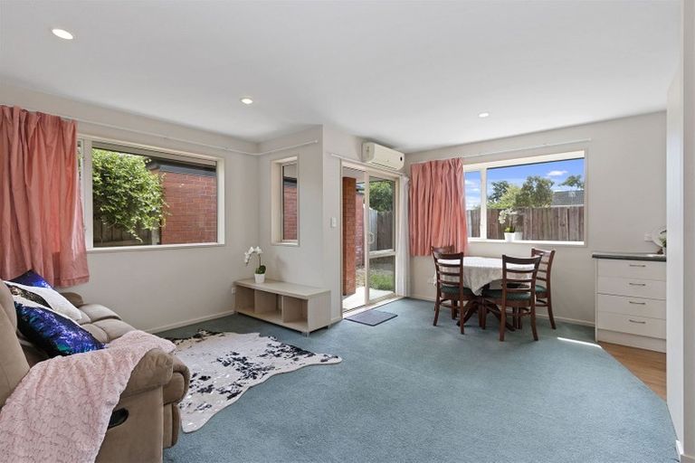 Photo of property in 9 Tika Street, Riccarton, Christchurch, 8041