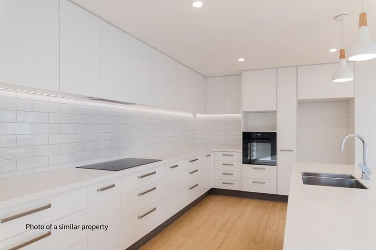 Photo of property in 24 Evelyn Crescent, Marshland, Christchurch, 8083