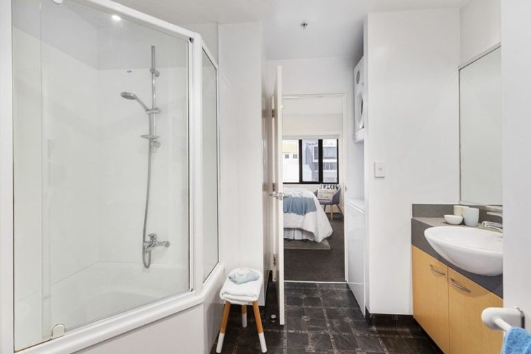 Photo of property in St Peters Apartments, 3d/192 Willis Street, Te Aro, Wellington, 6011