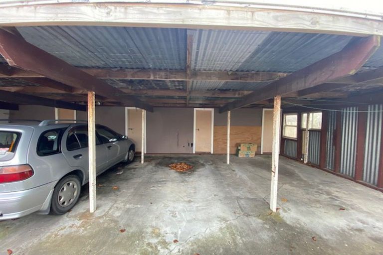 Photo of property in 3/299 Ruahine Street, Terrace End, Palmerston North, 4410