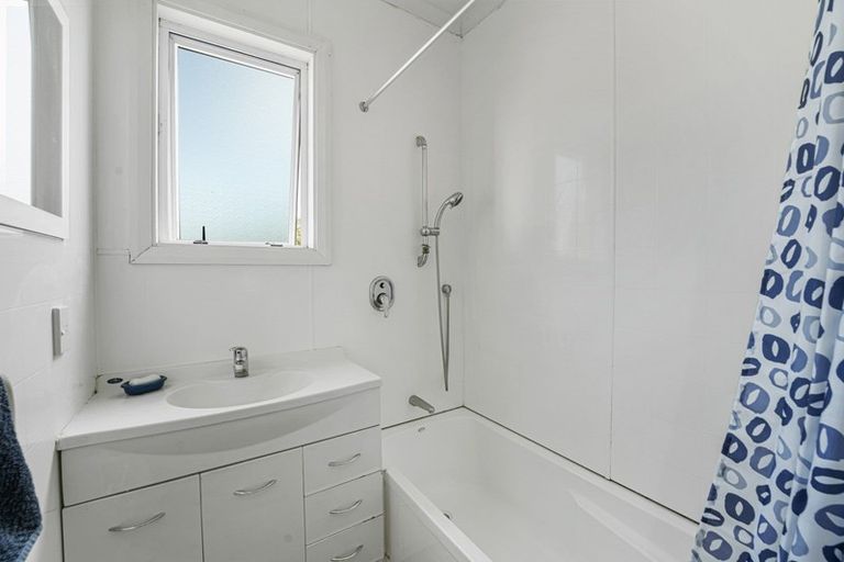 Photo of property in 11 Page Street, Stratford, 4332