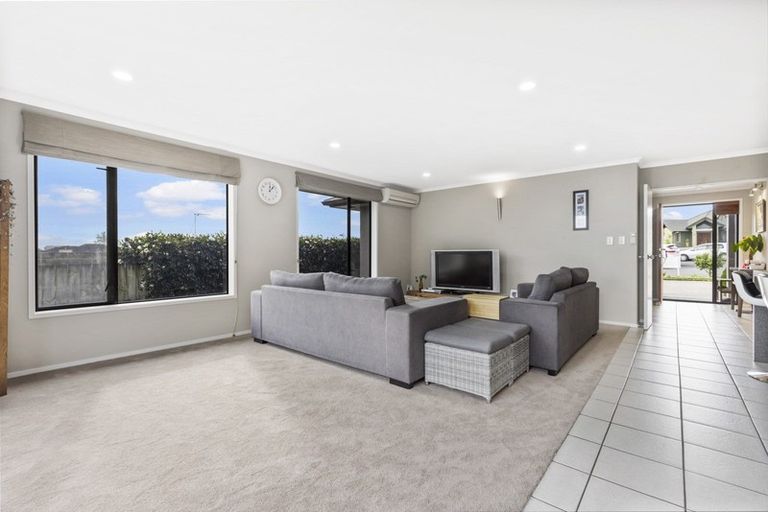 Photo of property in 15 Parkwood Place, Huntington, Hamilton, 3210