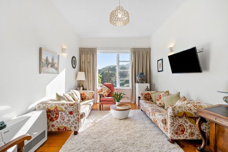 Photo of property in 22 Jackson Street, Island Bay, Wellington, 6023