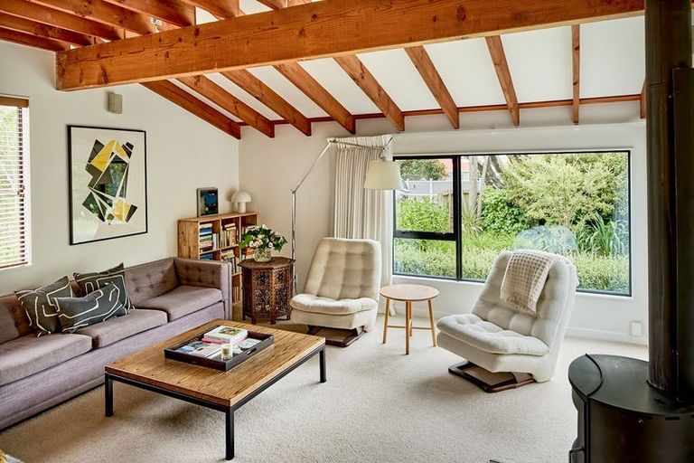 Photo of property in 85 Muritai Road, Eastbourne, Lower Hutt, 5013