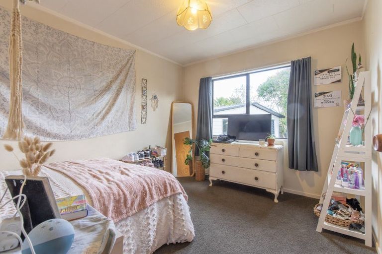Photo of property in 1a Montgomery Street, Waipukurau, 4200