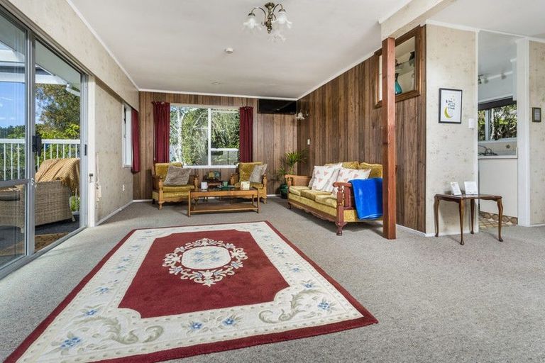 Photo of property in 103 Becroft Drive, Forrest Hill, Auckland, 0620