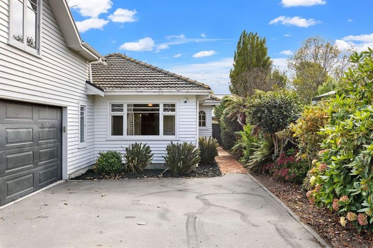 Photo of property in 117 Paparoa Street, Papanui, Christchurch, 8053