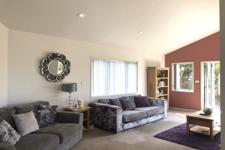 Photo of property in 63 Fitzwilliam Drive, Torbay, Auckland, 0630