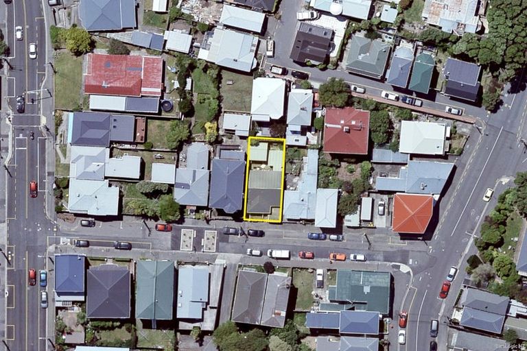 Photo of property in 6 Howard Street, Mount Cook, Wellington, 6021