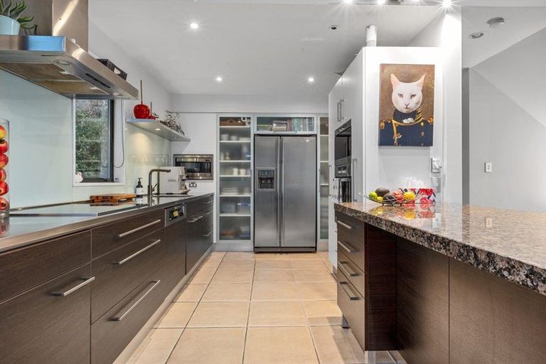 Photo of property in 24 Lucknow Place, Cashmere, Christchurch, 8022