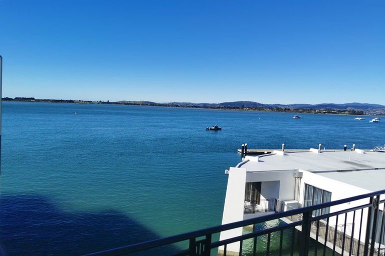 Photo of property in 2/51 Dive Crescent, Tauranga, 3110