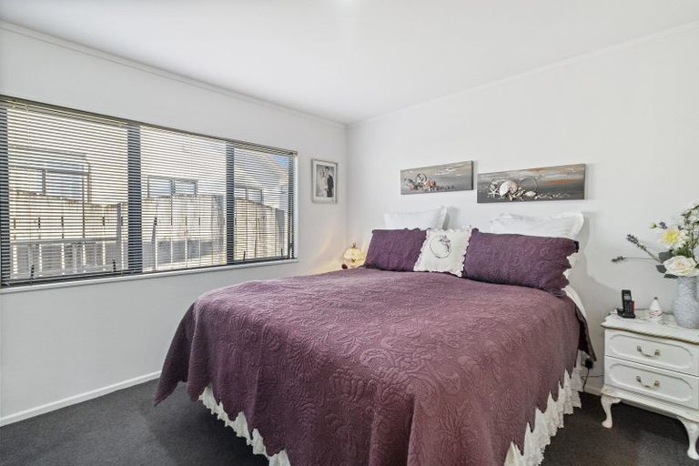 Photo of property in 107b Ocean Road, Whangamata, 3620