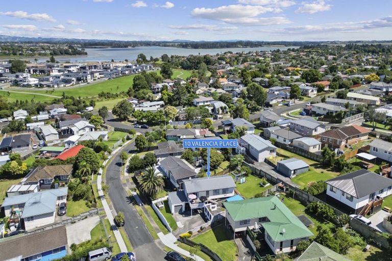 Photo of property in 10 Valencia Place, Manurewa, Auckland, 2102