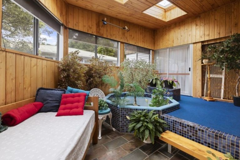 Photo of property in 111 Thomas Street, Stokes Valley, Lower Hutt, 5019