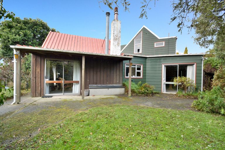 Photo of property in 9 Springhill Road, Mornington, Dunedin, 9011