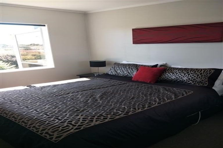 Photo of property in 8 Walmer Grove, Bell Block, New Plymouth, 4312