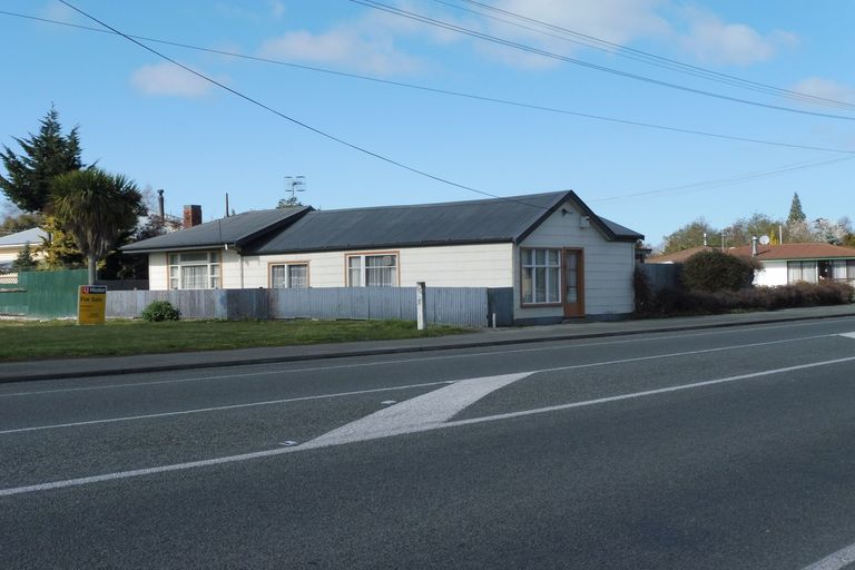 Photo of property in 2 Richard Street, Winchester, 7985