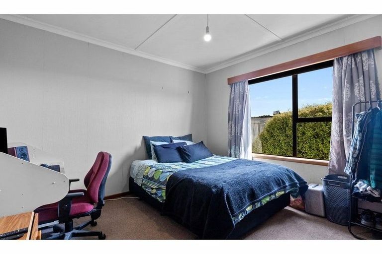 Photo of property in 2 Scott Street, Strathern, Invercargill, 9812