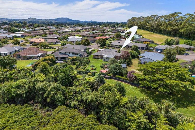 Photo of property in 2 Bransley Grove, Katikati, 3129