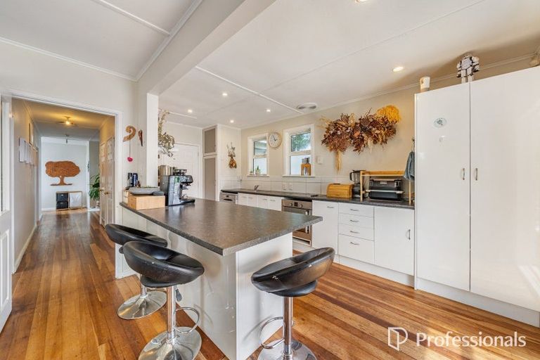 Photo of property in 21 Poole Street, Taita, Lower Hutt, 5011