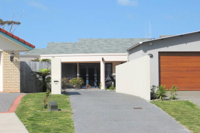 Photo of property in 25 Bermuda Drive, Papamoa Beach, Papamoa, 3118