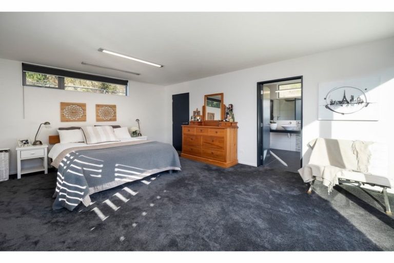 Photo of property in 1 Stonehaven Terrace, Hillsborough, Christchurch, 8022
