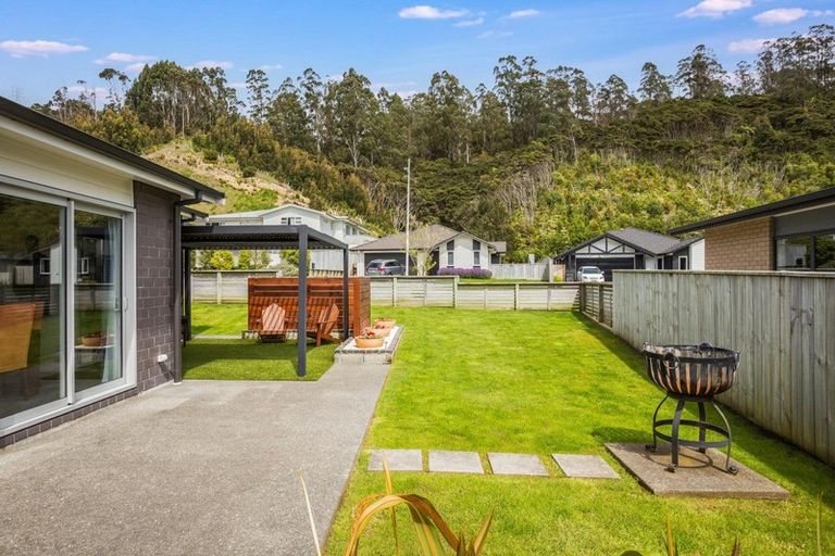 Photo of property in 48 Banks Boulevard, Whitby, Porirua, 5024
